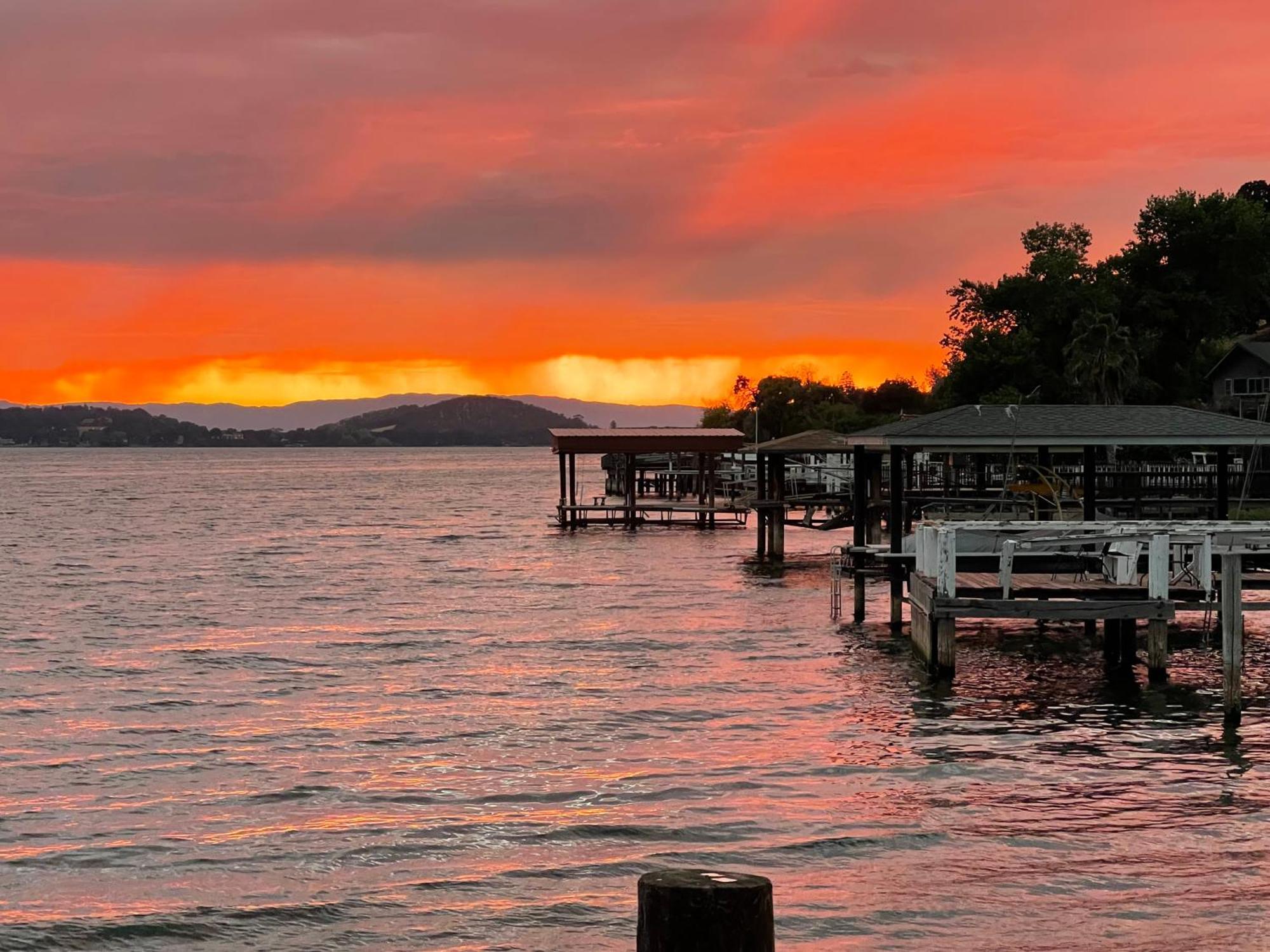 Omeo Clearlake Oaks Glenhaven Buitenkant foto